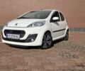 Белый Пежо 107, объемом двигателя 1 л и пробегом 145 тыс. км за 6900 $, фото 10 на Automoto.ua