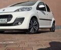 Белый Пежо 107, объемом двигателя 1 л и пробегом 145 тыс. км за 6900 $, фото 1 на Automoto.ua