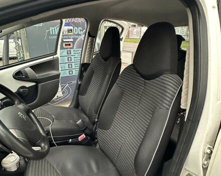 Белый Пежо 107, объемом двигателя 1 л и пробегом 116 тыс. км за 5500 $, фото 1 на Automoto.ua