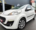 Білий Пежо 107, об'ємом двигуна 1 л та пробігом 117 тис. км за 4990 $, фото 1 на Automoto.ua