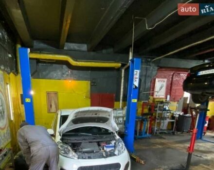 Белый Пежо 107, объемом двигателя 1 л и пробегом 90 тыс. км за 6500 $, фото 3 на Automoto.ua