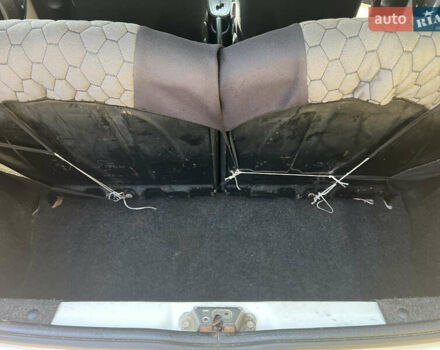 Білий Пежо 107, об'ємом двигуна 1 л та пробігом 150 тис. км за 5700 $, фото 5 на Automoto.ua
