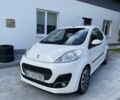 Белый Пежо 107, объемом двигателя 1 л и пробегом 214 тыс. км за 4900 $, фото 1 на Automoto.ua