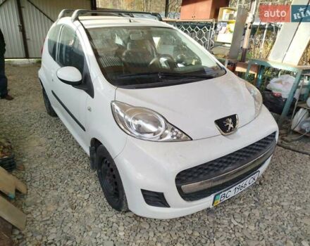 Пежо 107 2011 в Стрые на Automoto.ua Белый Пежо 107, объемом двигателя 1 л и пробегом 189 тыс. км за 4999 $, фото 1 на Automoto.ua