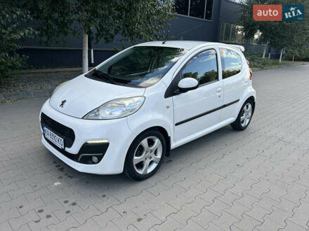 Білий Пежо 107, об'ємом двигуна 1 л та пробігом 94 тис. км за 7100 $, фото 1 на Automoto.ua