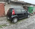 Черный Пежо 107, объемом двигателя 1 л и пробегом 155 тыс. км за 4000 $, фото 2 на Automoto.ua