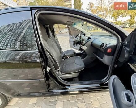 Пежо 107 2008 в Одессе на Automoto.ua Черный Пежо 107, объемом двигателя 1 л и пробегом 181 тыс. км за 3999 $, фото 40 на Automoto.ua