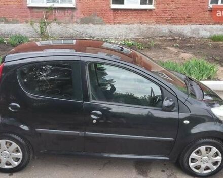 Чорний Пежо 107, об'ємом двигуна 1 л та пробігом 246 тис. км за 4500 $, фото 1 на Automoto.ua
