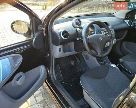 Черный Пежо 107, объемом двигателя 1 л и пробегом 207 тыс. км за 5500 $, фото 3 на Automoto.ua