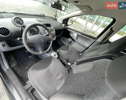 Чорний Пежо 107, об'ємом двигуна 1 л та пробігом 162 тис. км за 4970 $, фото 25 на Automoto.ua