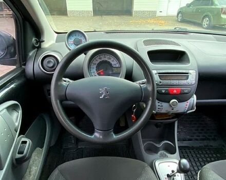 Чорний Пежо 107, об'ємом двигуна 1 л та пробігом 109 тис. км за 5110 $, фото 9 на Automoto.ua