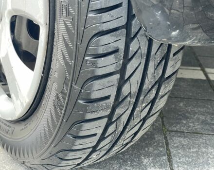 Пежо 107 2010 в Дрогобыче на Automoto.ua Черный Пежо 107, объемом двигателя 1 л и пробегом 162 тыс. км за 4950 $, фото 6 на Automoto.ua