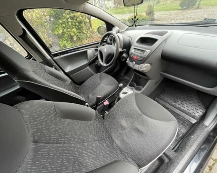 Черный Пежо 107, объемом двигателя 1 л и пробегом 160 тыс. км за 4650 $, фото 10 на Automoto.ua