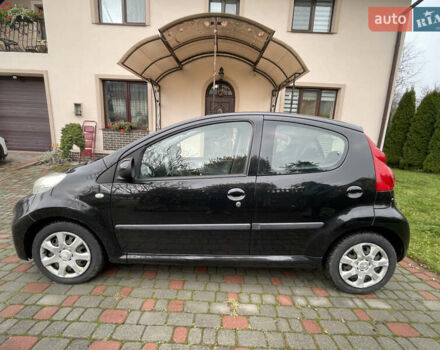 Черный Пежо 107, объемом двигателя 1 л и пробегом 160 тыс. км за 4650 $, фото 7 на Automoto.ua