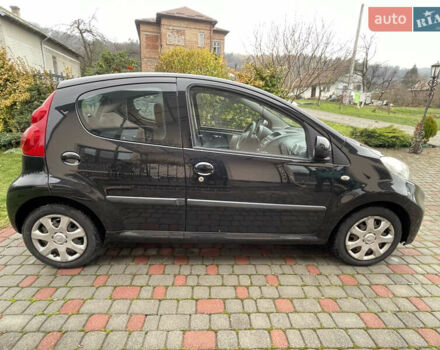 Черный Пежо 107, объемом двигателя 1 л и пробегом 160 тыс. км за 4650 $, фото 8 на Automoto.ua