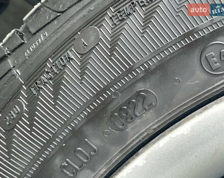 Чорний Пежо 107, об'ємом двигуна 1 л та пробігом 162 тис. км за 4970 $, фото 24 на Automoto.ua