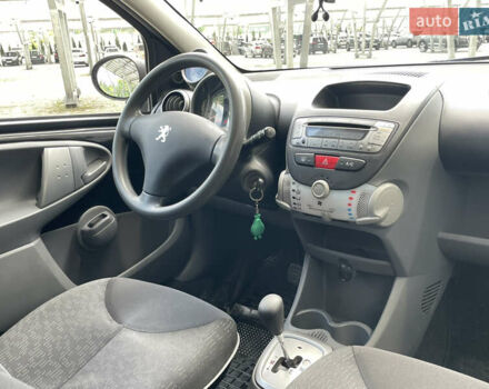 Чорний Пежо 107, об'ємом двигуна 1 л та пробігом 162 тис. км за 4970 $, фото 37 на Automoto.ua