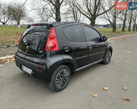 Черный Пежо 107, объемом двигателя 1 л и пробегом 110 тыс. км за 5200 $, фото 5 на Automoto.ua