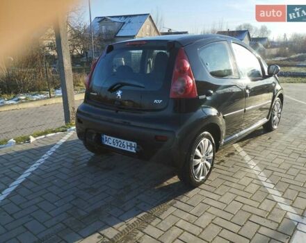 Черный Пежо 107, объемом двигателя 1 л и пробегом 207 тыс. км за 5500 $, фото 7 на Automoto.ua