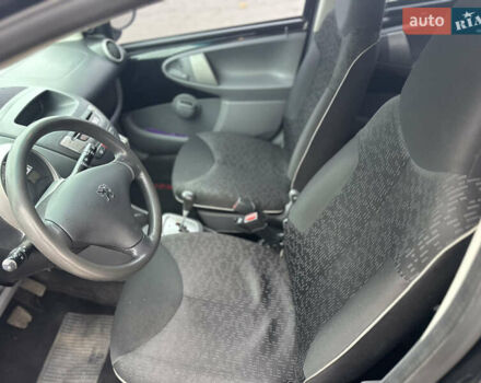 Черный Пежо 107, объемом двигателя 1 л и пробегом 110 тыс. км за 5200 $, фото 11 на Automoto.ua