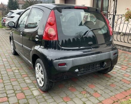 Черный Пежо 107, объемом двигателя 1 л и пробегом 160 тыс. км за 4650 $, фото 3 на Automoto.ua