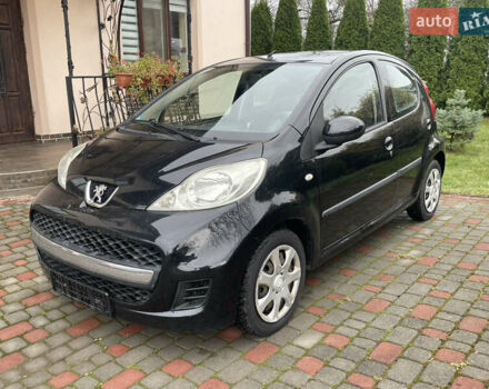 Черный Пежо 107, объемом двигателя 1 л и пробегом 160 тыс. км за 4650 $, фото 3 на Automoto.ua