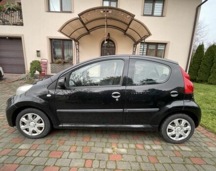 Черный Пежо 107, объемом двигателя 1 л и пробегом 160 тыс. км за 4650 $, фото 6 на Automoto.ua