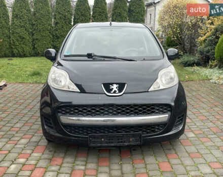 Черный Пежо 107, объемом двигателя 1 л и пробегом 160 тыс. км за 4650 $, фото 2 на Automoto.ua