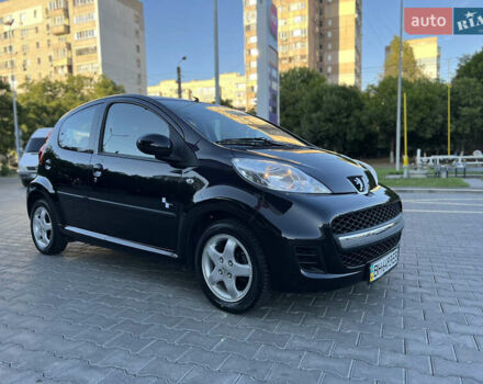 Чорний Пежо 107, об'ємом двигуна 1 л та пробігом 55 тис. км за 6999 $, фото 10 на Automoto.ua