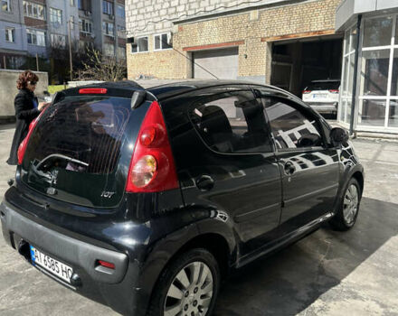 Чорний Пежо 107, об'ємом двигуна 1 л та пробігом 230 тис. км за 3800 $, фото 6 на Automoto.ua