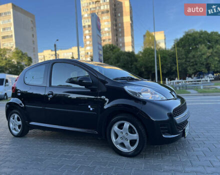 Чорний Пежо 107, об'ємом двигуна 1 л та пробігом 55 тис. км за 6999 $, фото 11 на Automoto.ua