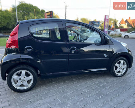 Чорний Пежо 107, об'ємом двигуна 1 л та пробігом 55 тис. км за 6999 $, фото 12 на Automoto.ua