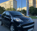 Чорний Пежо 107, об'ємом двигуна 1 л та пробігом 55 тис. км за 6999 $, фото 2 на Automoto.ua