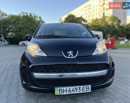 Чорний Пежо 107, об'ємом двигуна 1 л та пробігом 55 тис. км за 6999 $, фото 5 на Automoto.ua