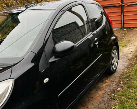 Черный Пежо 107, объемом двигателя 1 л и пробегом 131 тыс. км за 5800 $, фото 3 на Automoto.ua