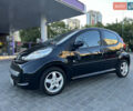 Чорний Пежо 107, об'ємом двигуна 1 л та пробігом 55 тис. км за 6999 $, фото 3 на Automoto.ua