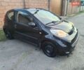 Чорний Пежо 107, об'ємом двигуна 0.98 л та пробігом 141 тис. км за 3500 $, фото 1 на Automoto.ua