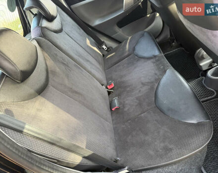 Черный Пежо 107, объемом двигателя 1 л и пробегом 113 тыс. км за 5200 $, фото 18 на Automoto.ua