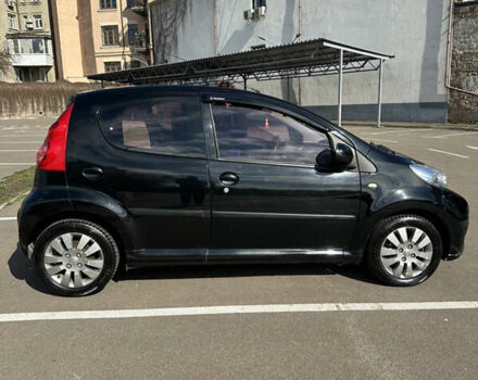 Чорний Пежо 107, об'ємом двигуна 1 л та пробігом 230 тис. км за 3800 $, фото 5 на Automoto.ua