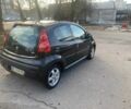 Черный Пежо 107, объемом двигателя 1 л и пробегом 130 тыс. км за 5500 $, фото 2 на Automoto.ua