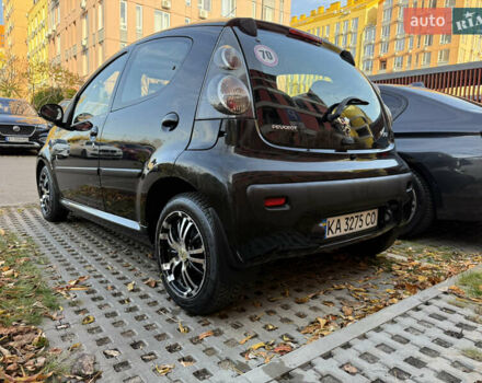 Черный Пежо 107, объемом двигателя 1 л и пробегом 113 тыс. км за 5200 $, фото 1 на Automoto.ua