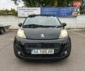 Пежо 107 2012 у Києві на Automoto.ua Чорний Пежо 107, об'ємом двигуна 1 л та пробігом 112 тис. км за 5800 $, фото 1 на Automoto.ua