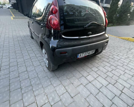 Черный Пежо 107, объемом двигателя 1 л и пробегом 167 тыс. км за 5000 $, фото 5 на Automoto.ua