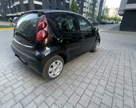 Черный Пежо 107, объемом двигателя 1 л и пробегом 167 тыс. км за 5000 $, фото 7 на Automoto.ua