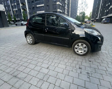 Черный Пежо 107, объемом двигателя 1 л и пробегом 167 тыс. км за 5000 $, фото 8 на Automoto.ua