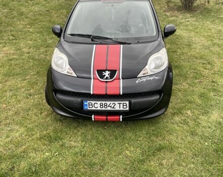 Черный Пежо 107, объемом двигателя 1 л и пробегом 200 тыс. км за 3500 $, фото 1 на Automoto.ua