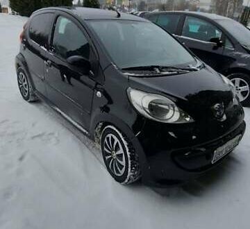 Пежо 107 2008 у Сумах на Automoto.ua Чорний Пежо 107, об'ємом двигуна 1 л та пробігом 168 тис. км за 2850 $, фото 1 на Automoto.ua