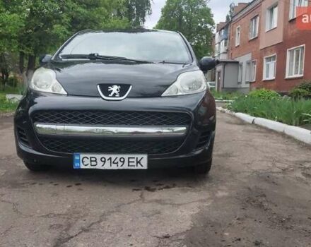 Черный Пежо 107, объемом двигателя 1 л и пробегом 246 тыс. км за 4500 $, фото 1 на Automoto.ua