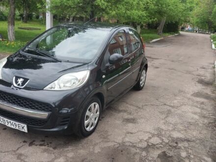 Пежо 107 2009 у Нежине на Automoto.ua Чорний Пежо 107, об'ємом двигуна 1 л та пробігом 246 тис. км за 4500 $, фото 1 на Automoto.ua
