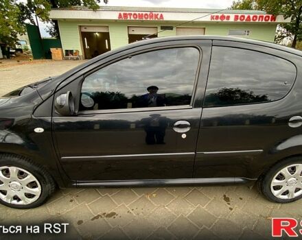 Чорний Пежо 107, об'ємом двигуна 1 л та пробігом 109 тис. км за 5110 $, фото 1 на Automoto.ua